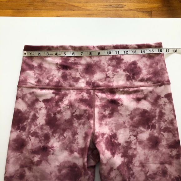 Athleta Women's Tie Dye Capri Legging Size 1X - Picture 5 of 12